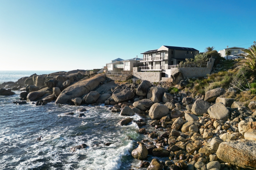 5 Bedroom Property for Sale in Camps Bay Western Cape